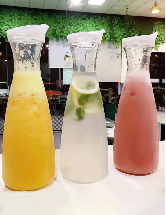 Premium Square Acrylic Juice & Water Bottle with Lid – Transparent Cold Drink Storage Container for Kitchens, Restaurants & Bars